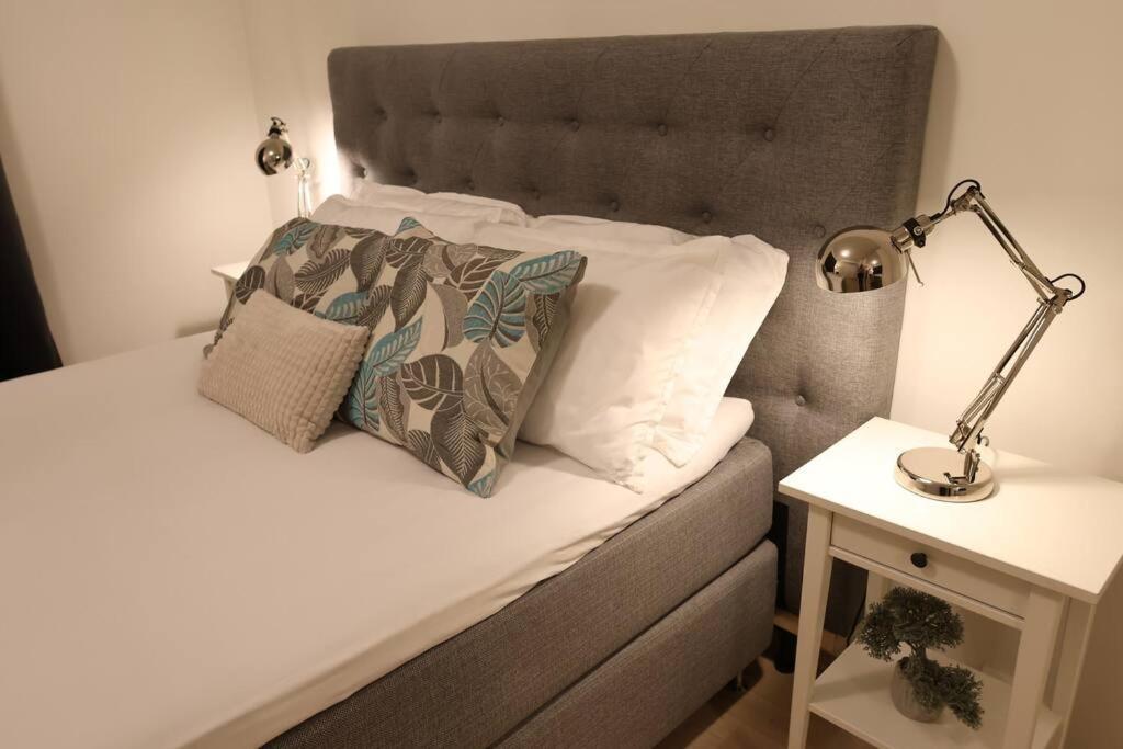Divine Seaview Terrace Apartment *